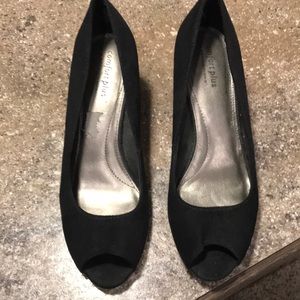 Black open toe wedge 2”